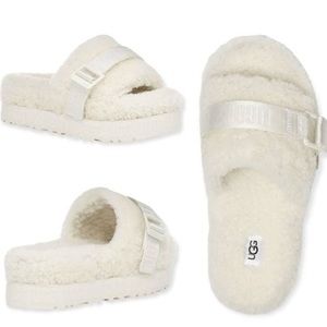 NWT UGG SLIPPERS